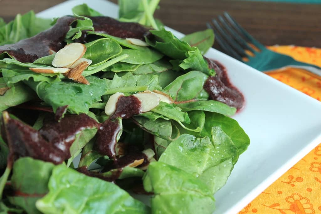 Mixed Greens with Almonds and Blueberry Vinaigrette