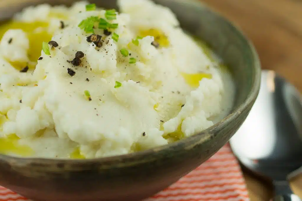 olive-oil-mashed-cauliflower