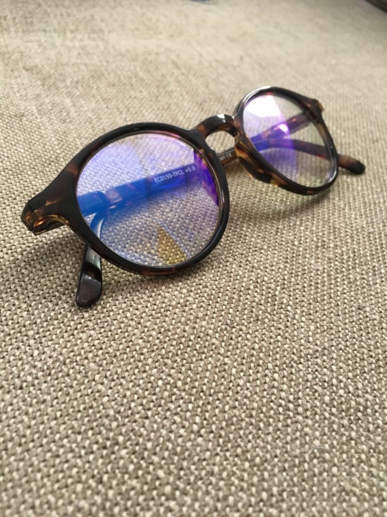 blue-light-blocking-glasses
