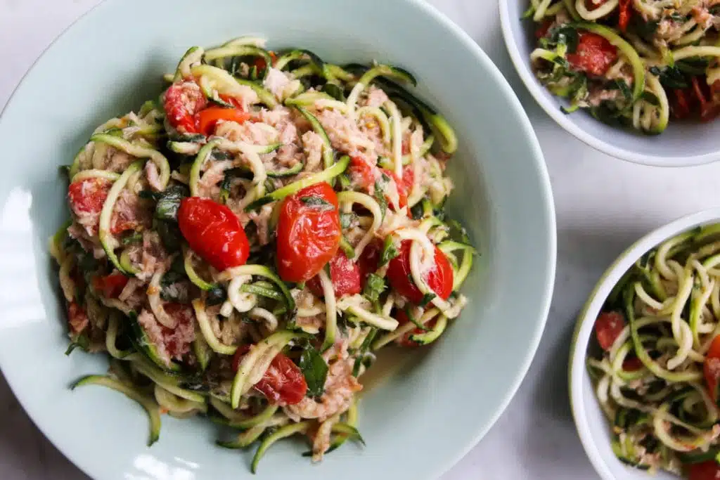 tomato-tuna-zoodles