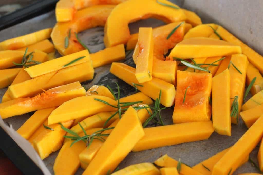 roasted squash with herbs